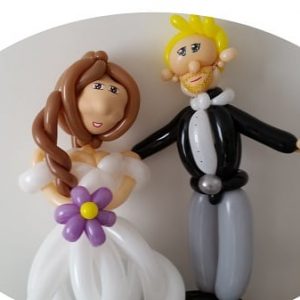 Balloon bride and groom. For weddings in Norfolk.